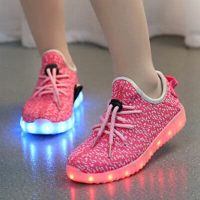 Die unglaublichen Vorteile von leuchtenden Schuhen für Kinder