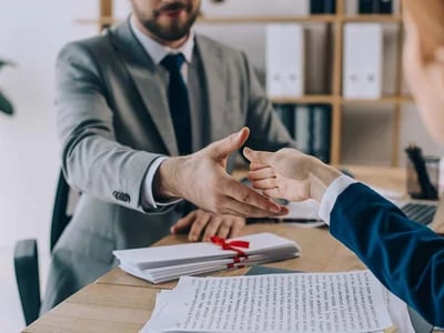 Inkasso in München beauftragen: Wann ist der richtige Zeitpunkt für professionelle Hilfe?