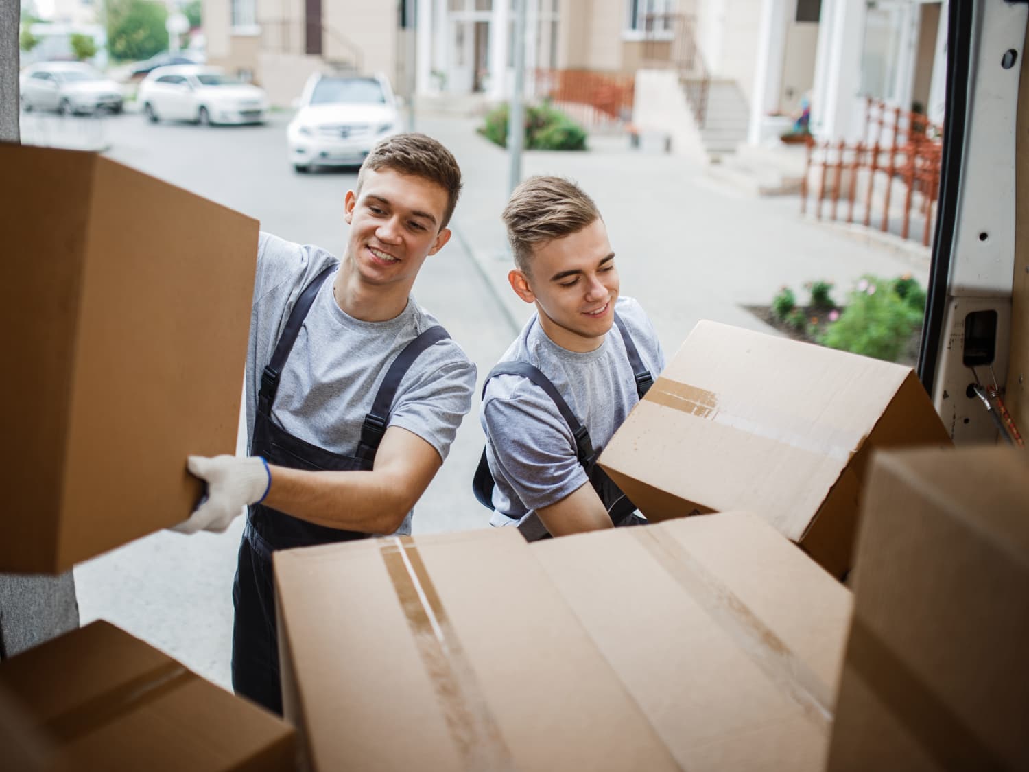 Warum ein Zügelunternehmen in der Nähe die beste Wahl für Ihren Umzug in Zürich ist